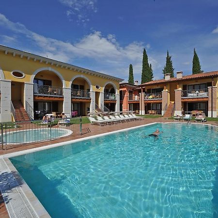 Appartamenti Corte Leonardo Гарда Екстер'єр фото