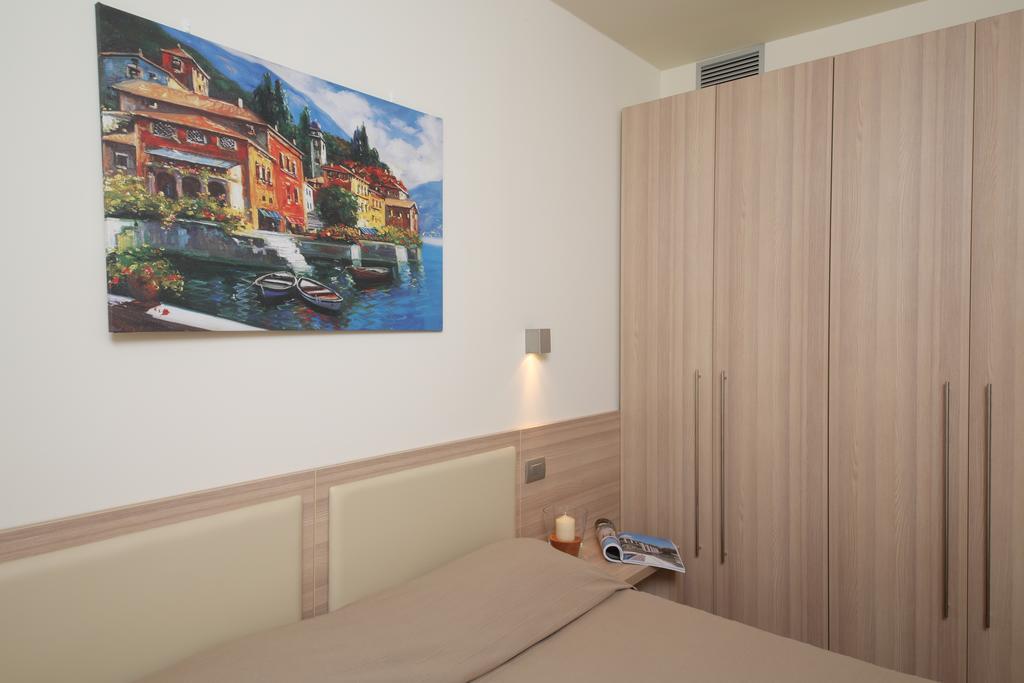 Appartamenti Corte Leonardo Гарда Номер фото